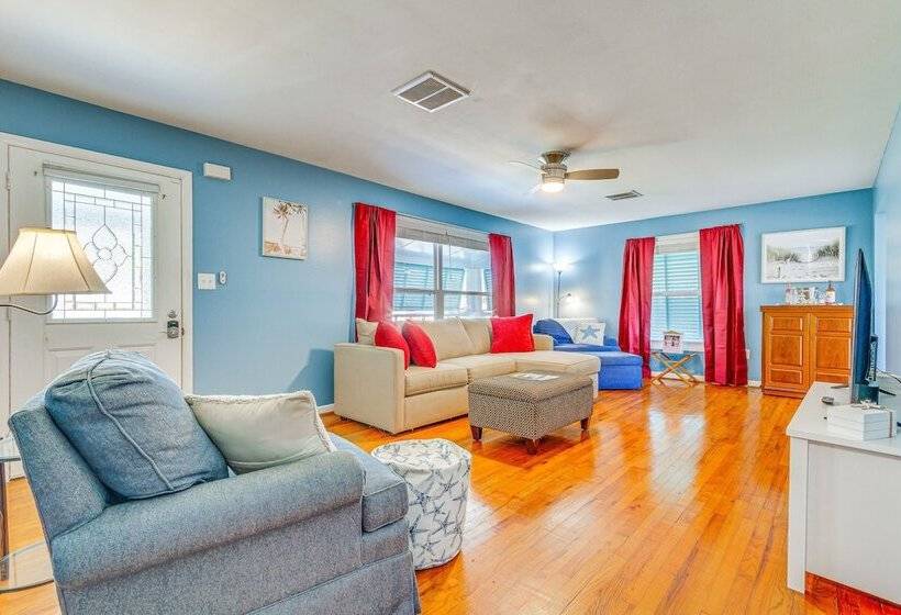 Fort Walton Beach Home ~ 1 Mi To Santa Rosa Sound!