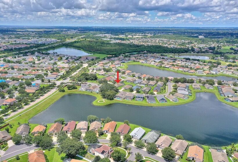 Gilded Parasol By Shine Villas Remington Golf 420