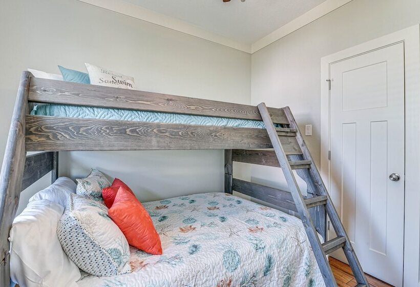 Gorgeous Galveston Bay Home W/ Private Pool!