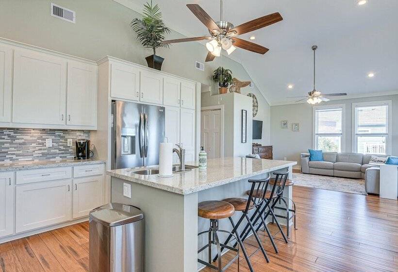 Gorgeous Galveston Bay Home W/ Private Pool!