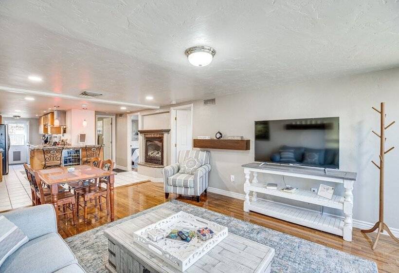 Grand Junction Home W/ Hot Tub: 2 Mi To Downtown!