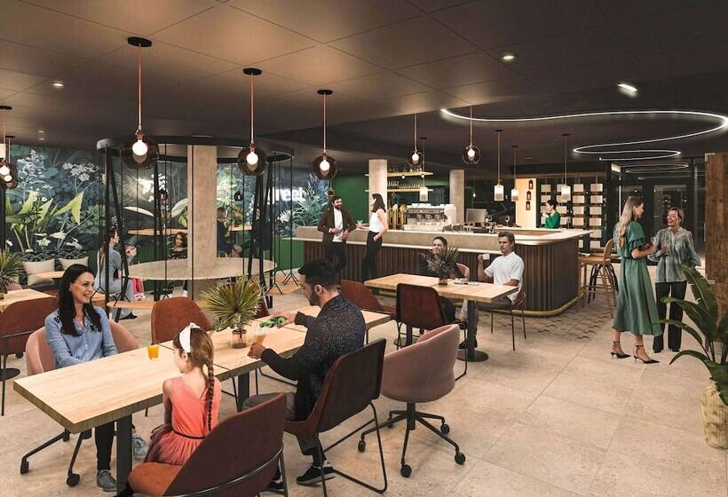 Greet Hotel Brest Aéroport