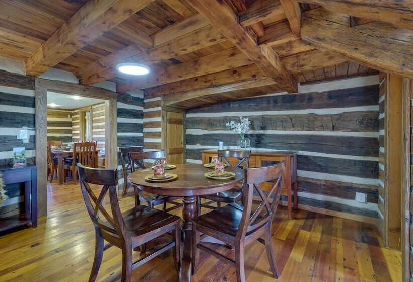 Historical Paris Cabin On Farm W/ Fire Pit!