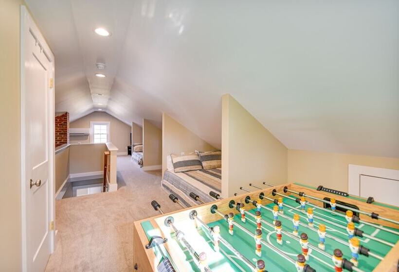 Home On Locklies Creek W/ Boat Dock & Lift!