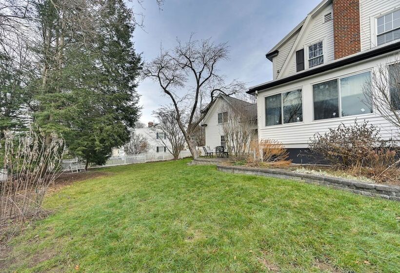 Home W/ Backyard ~ 2 Mi To Downtown Lexington!