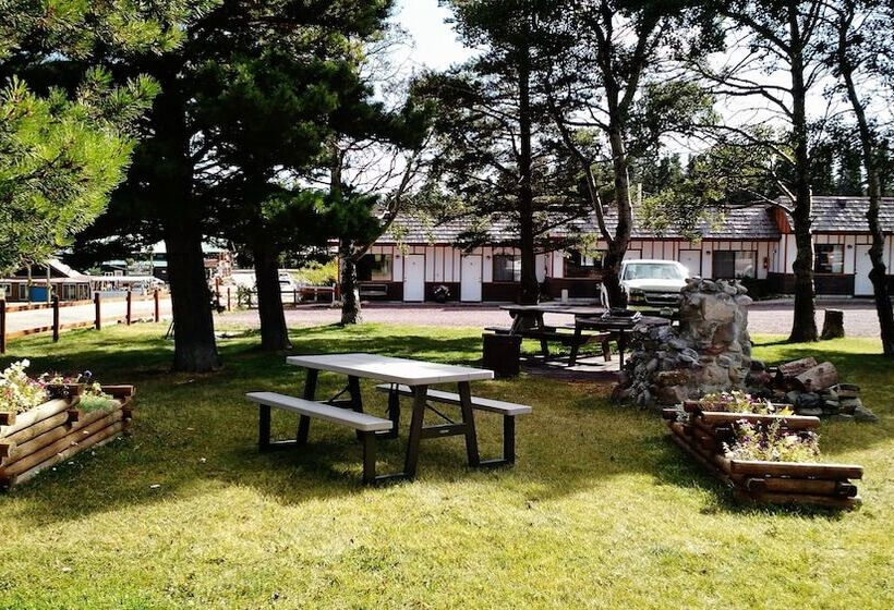 פונדק Egm Cabins & Apartments