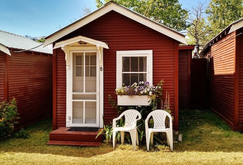 פונדק Egm Cabins & Apartments