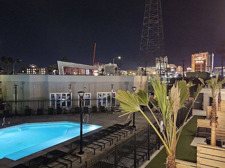 هتل Bent Inn & Pub – Premier Lgbtq Adults Only Resort