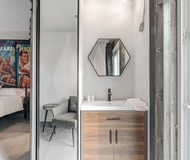 هتل Bent Inn & Pub – Premier Lgbtq Adults Only Resort