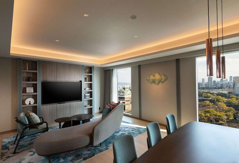 فندق Doubletree By Hilton Osaka Castle