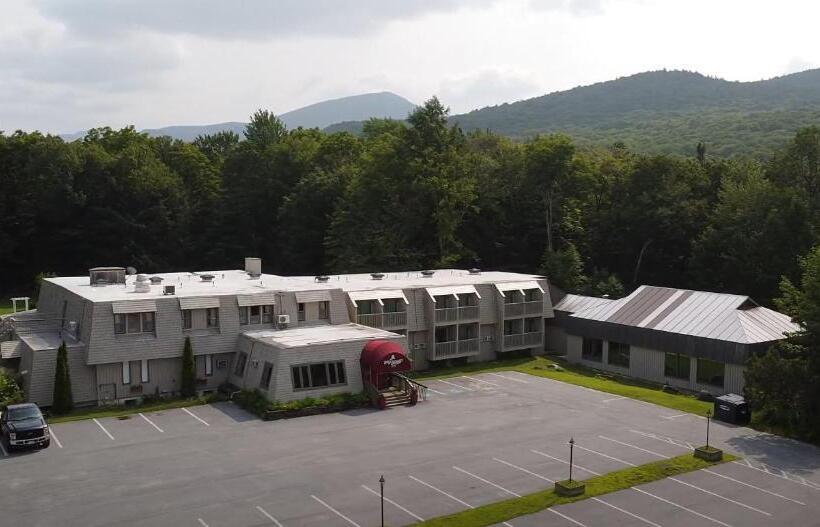 فندق Grey Bonnet Inn