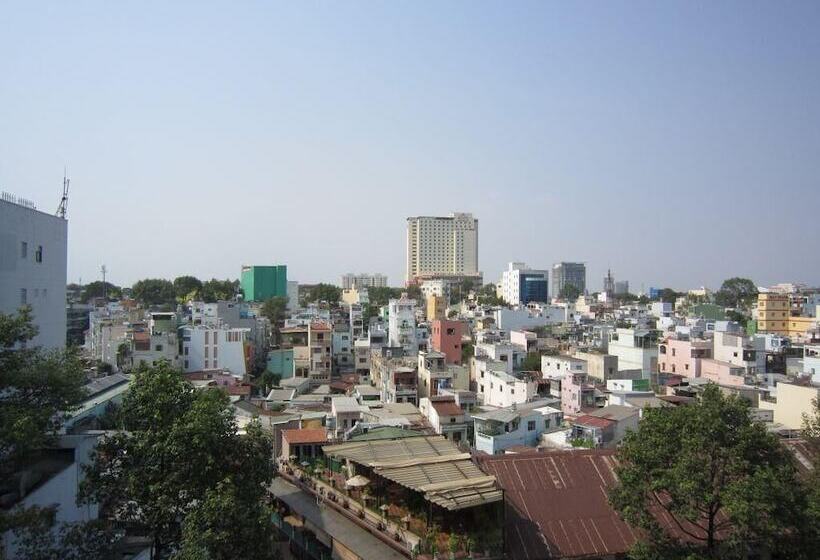 هتل Hanh Long 2 By Bay