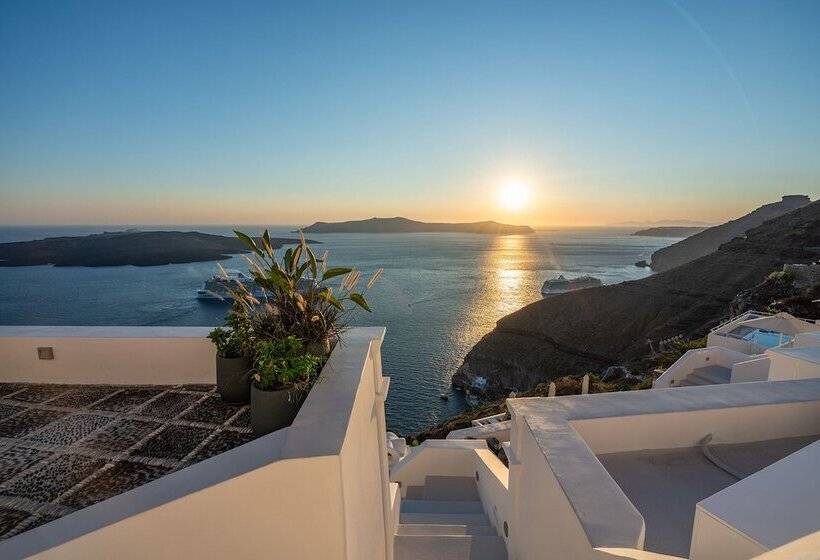 Отель Kratiras View Luxury Suites