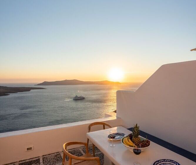 Отель Kratiras View Luxury Suites