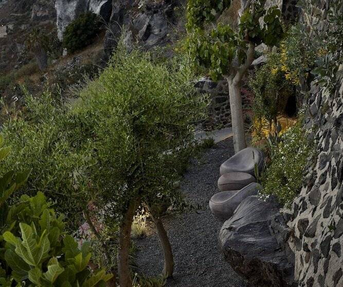 Отель Kratiras View Luxury Suites