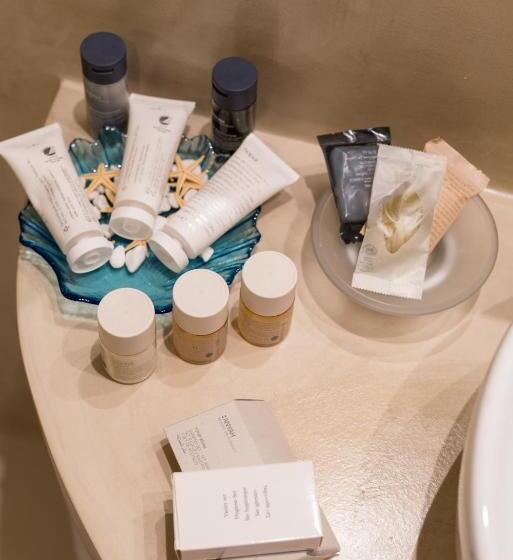 Отель Kratiras View Luxury Suites