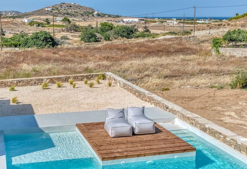 فندق Lil Paros Luxury Suites