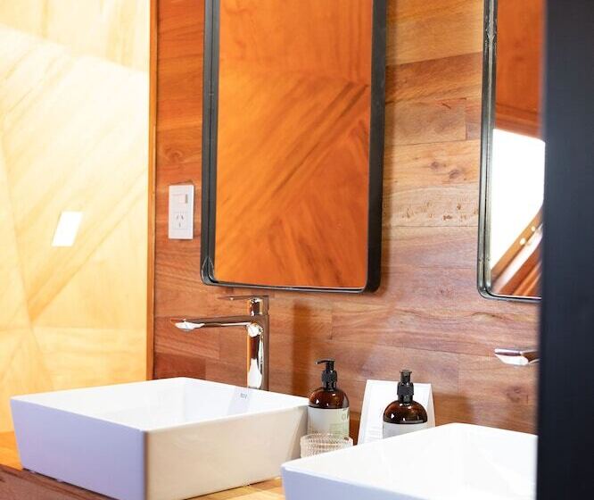 ホテル Estancia Patagonia El Calafate Pristine Luxury Camps