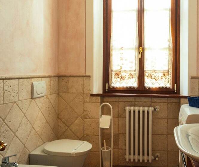 فندق ريفى Agriturismo Casal Gheriglio