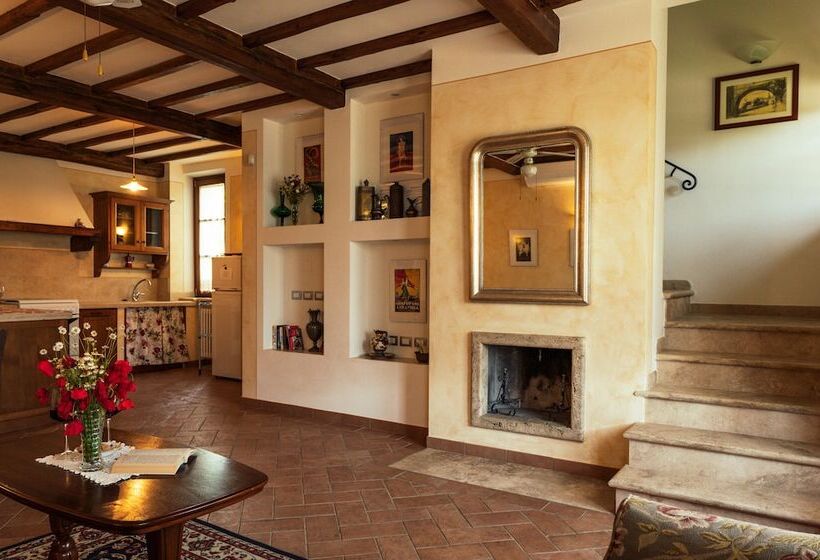 田舎風ホテル Agriturismo Casal Gheriglio