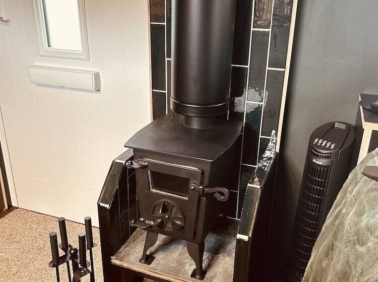 בית מלון כפרי Stunning 1 Bed Luxury Lodge On Teign River