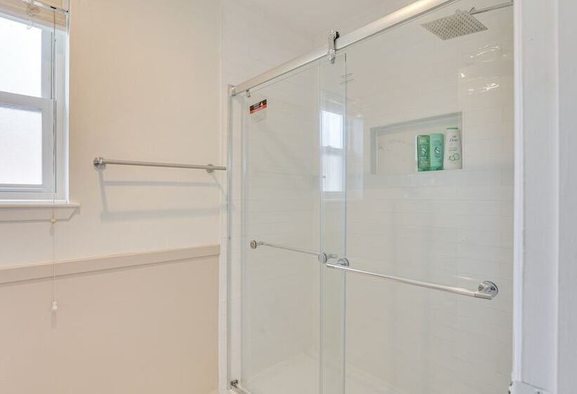 Houston Home W/ Screened Porch, Near Sugar Land!