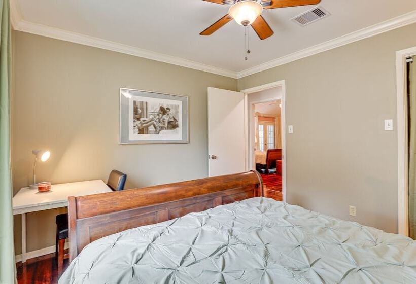 Houston Home W/ Screened Porch, Near Sugar Land!