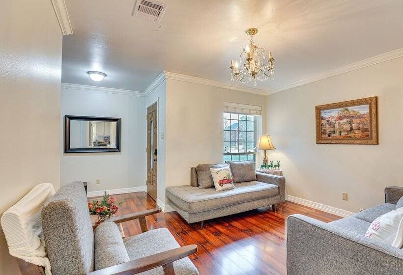 Houston Home W/ Screened Porch, Near Sugar Land!