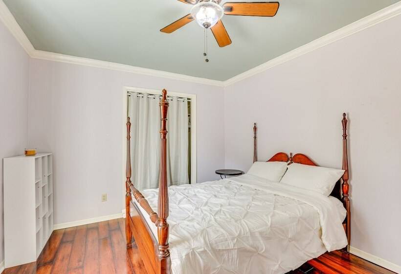 Houston Home W/ Screened Porch, Near Sugar Land!