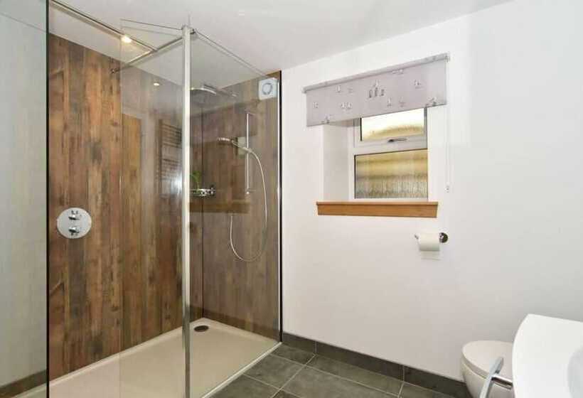 2bed Cottage Johnshaven   Family Friendy