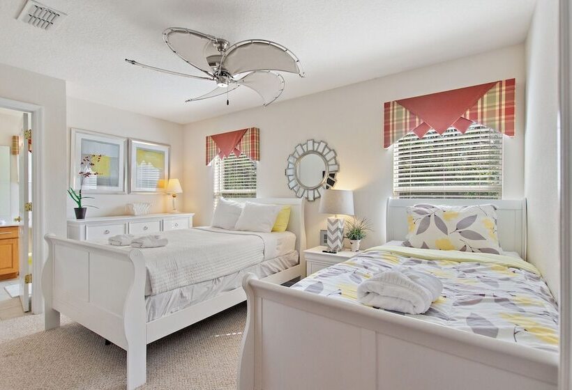 Indian Summer At Watersong Resort