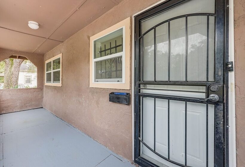 Jacksonville Home, Half Mi To Everbank Stadium!