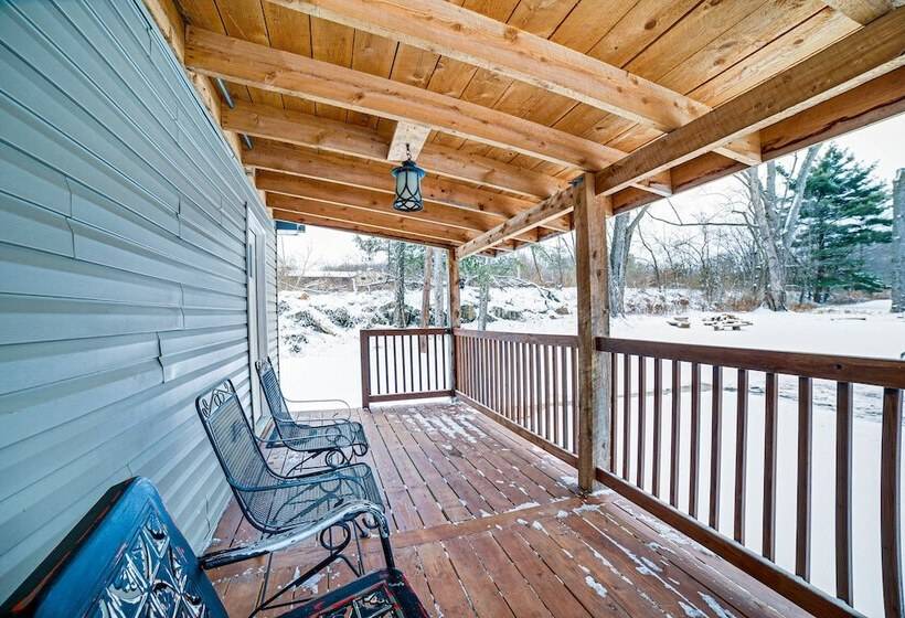 Jones Mills Vacation Rental: Near Skiing & Hiking!