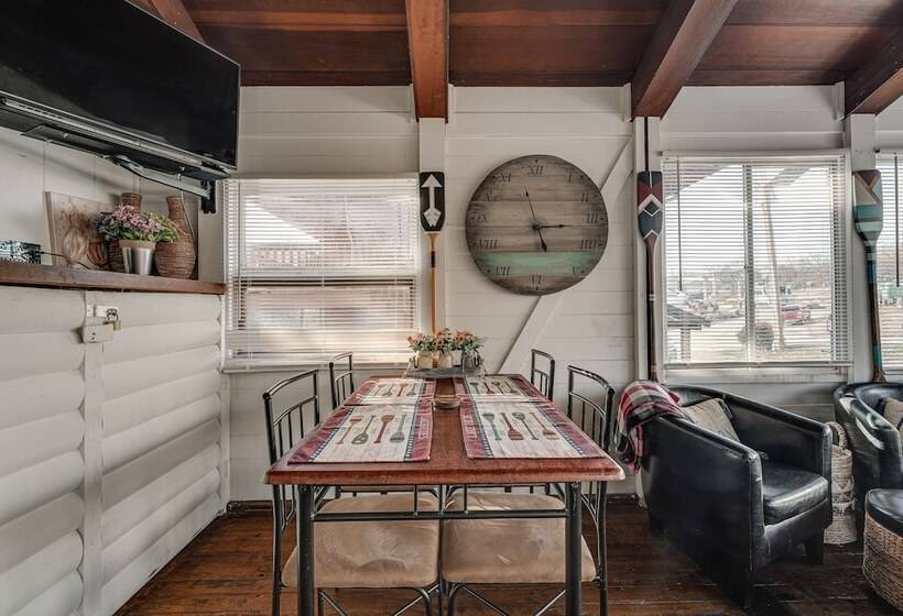 Kimberling City Cabin: 5 Min Walk To Lake