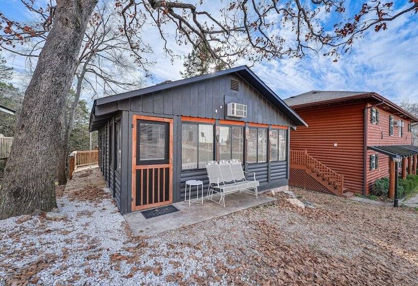 Kimberling City Cabin: 5 Min Walk To Lake