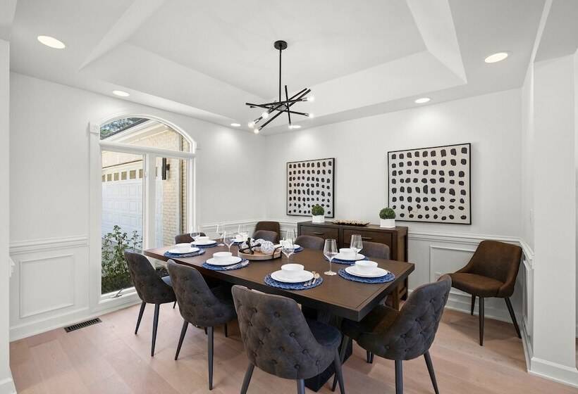 Knotty Pines By Avantstay Lake Views, Renovated