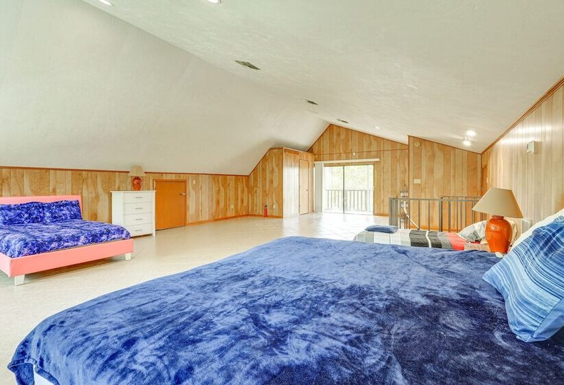 Lake Placid Home W/ Screened Porch: Near Lake Clay