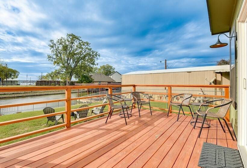 Lakefront Granbury Home With Fire Pit & Grill!