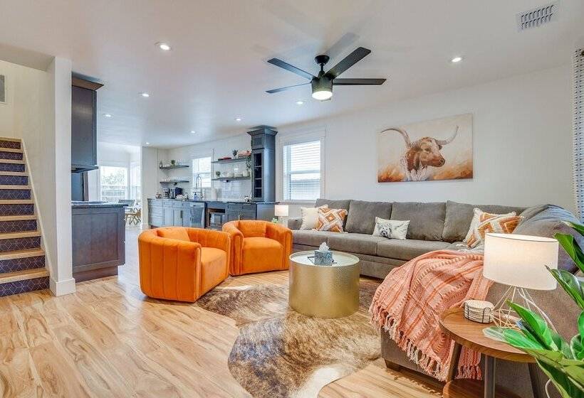 Lakefront Granbury Home With Fire Pit & Grill!