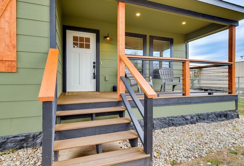 Lakefront Granbury Home With Fire Pit & Grill!