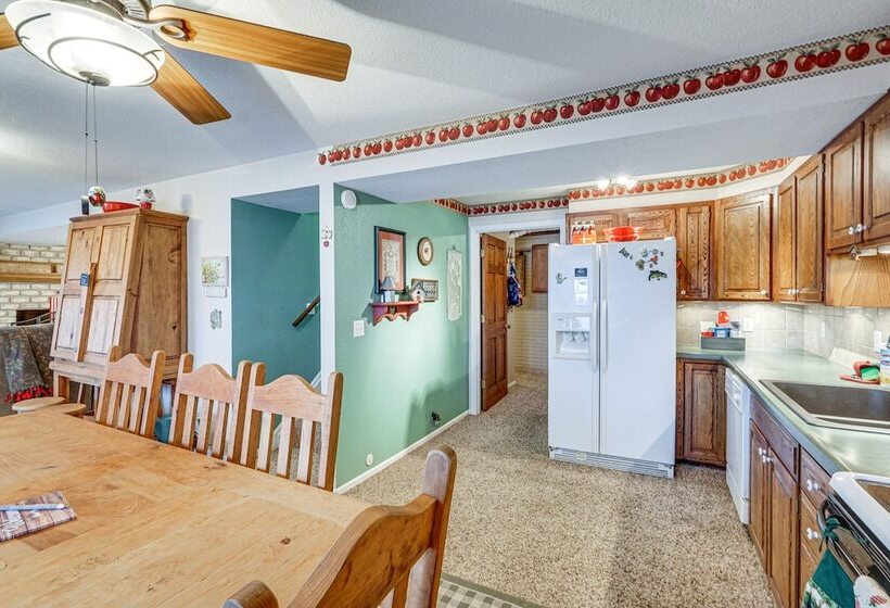 Lakefront Gravois Mills Home W/ Dock, Dogs Welcome