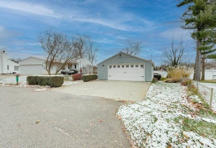 Lakefront Paw Paw Cottage W/ Boats & 2 Docks!