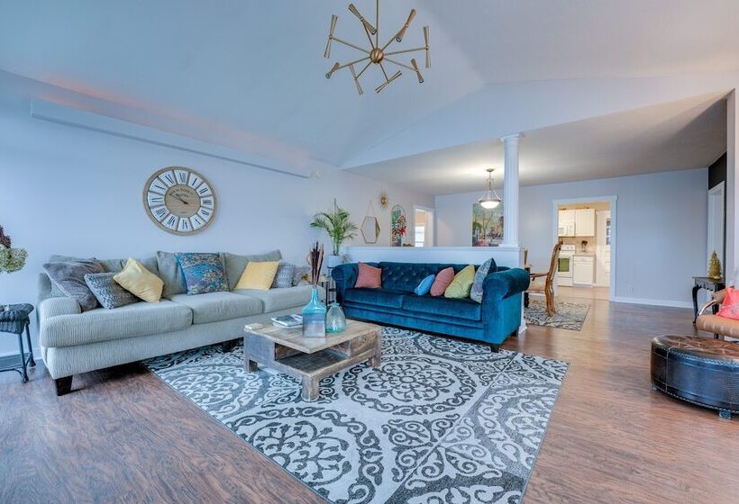 Lakefront Paw Paw Cottage W/ Boats & 2 Docks!