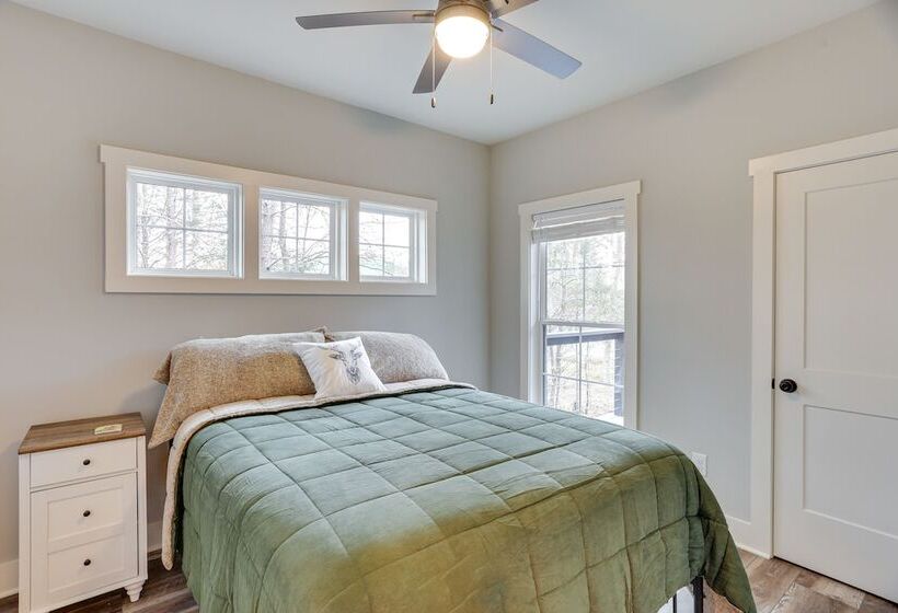 Lakefront Retreat At Waters Edge W/ Fire Pit!