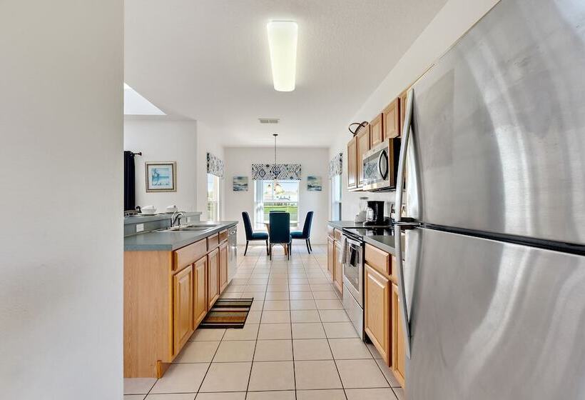 Lakeside Spa, Ac In Games Room   Tropics! 822