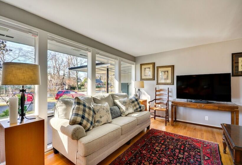 Laptop Friendly Greensboro Home W/ Fireplace!