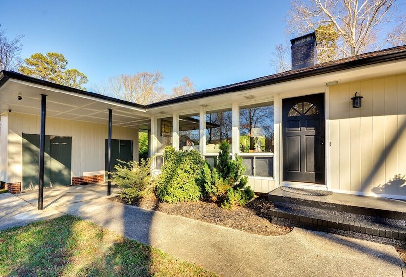 Laptop Friendly Greensboro Home W/ Fireplace!