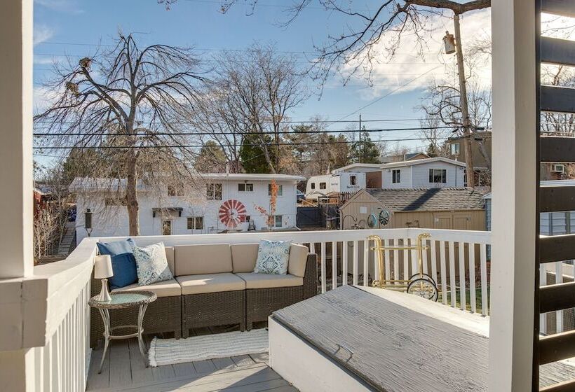 10 Mi To Dtwn Denver: Lakewood Home W/ Patio