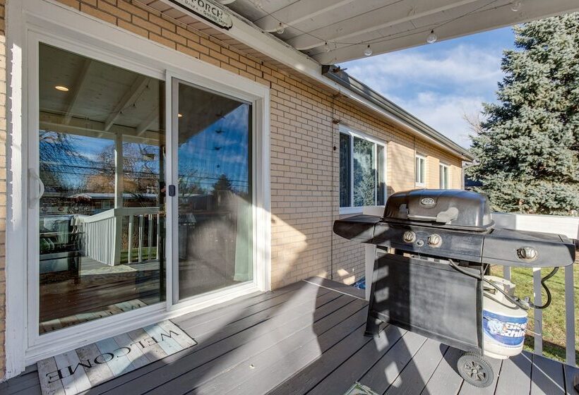 10 Mi To Dtwn Denver: Lakewood Home W/ Patio