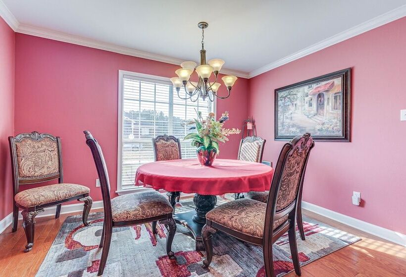 Lovely Prichard Home W/ Yard, Grill & Fireplace!